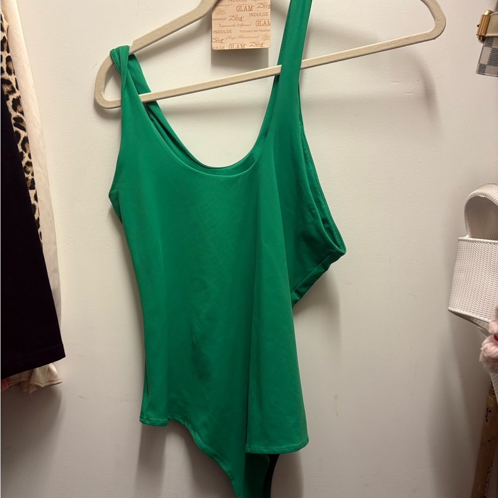 ReoRia Green Sleeveless Bodysuit